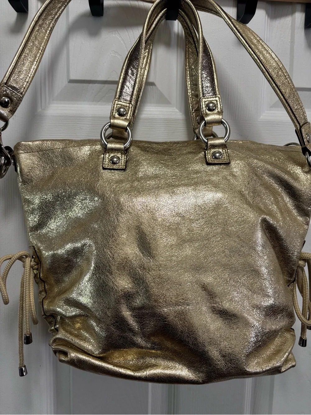 Coach Poppy G1069-16050 LIMITED EDITION Metallic Gold Star Spotlight Tote NWOT - Picture 11 of 16